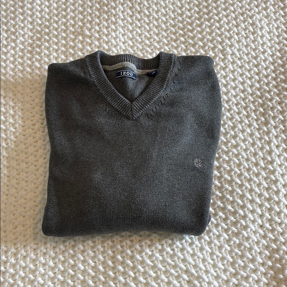 Izod Gray V-Neck Sweater Size L - Picture 2 of 9
